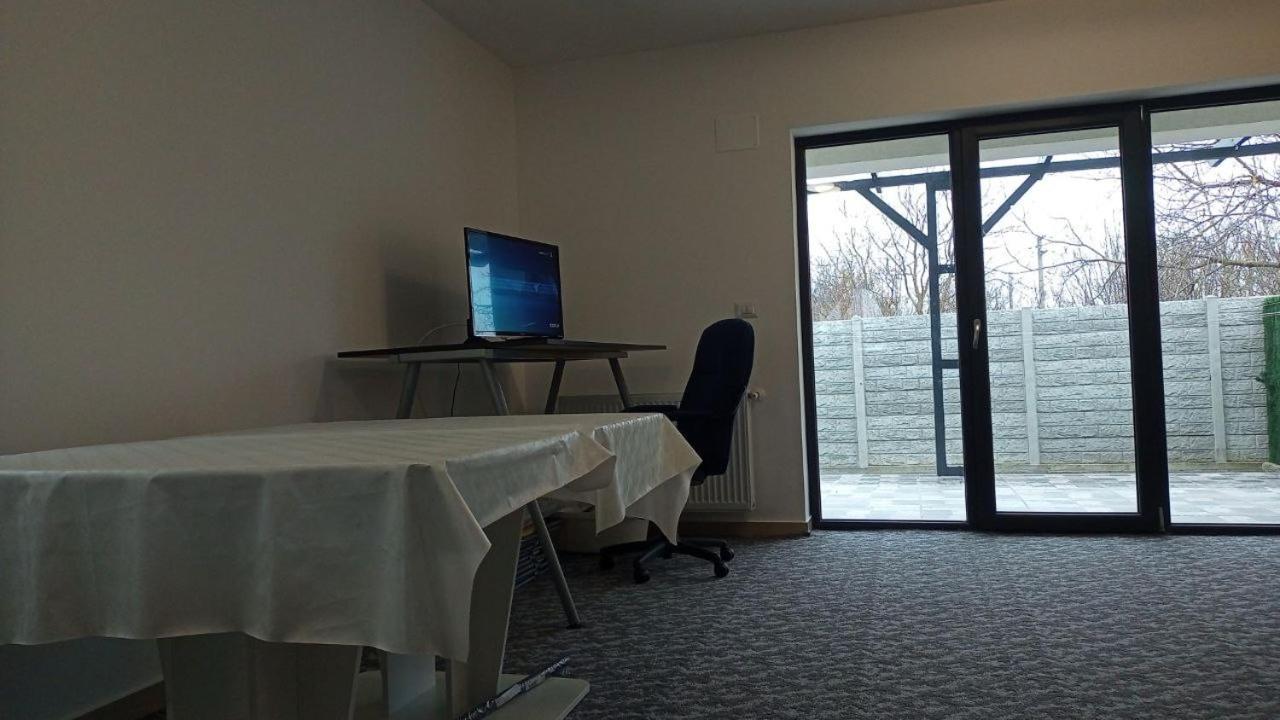 Joygate Entire Villa Otopeni Exteriér fotografie